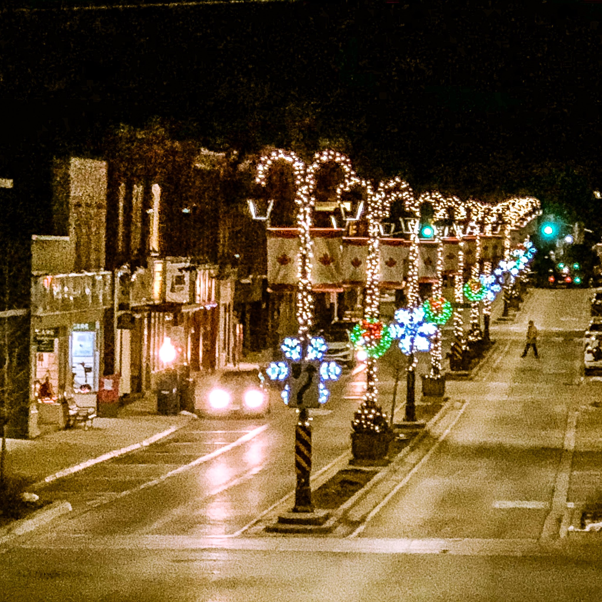 Downtown Georgetown holiday lights