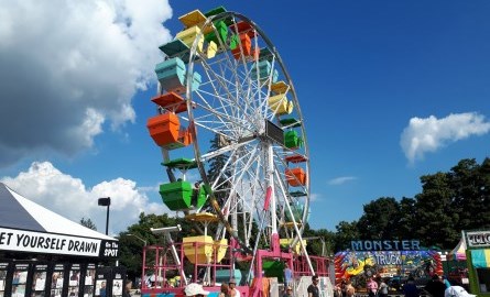 ferris wheel on a summer day