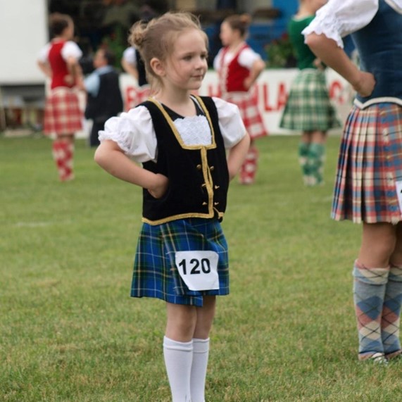 girl in kilt