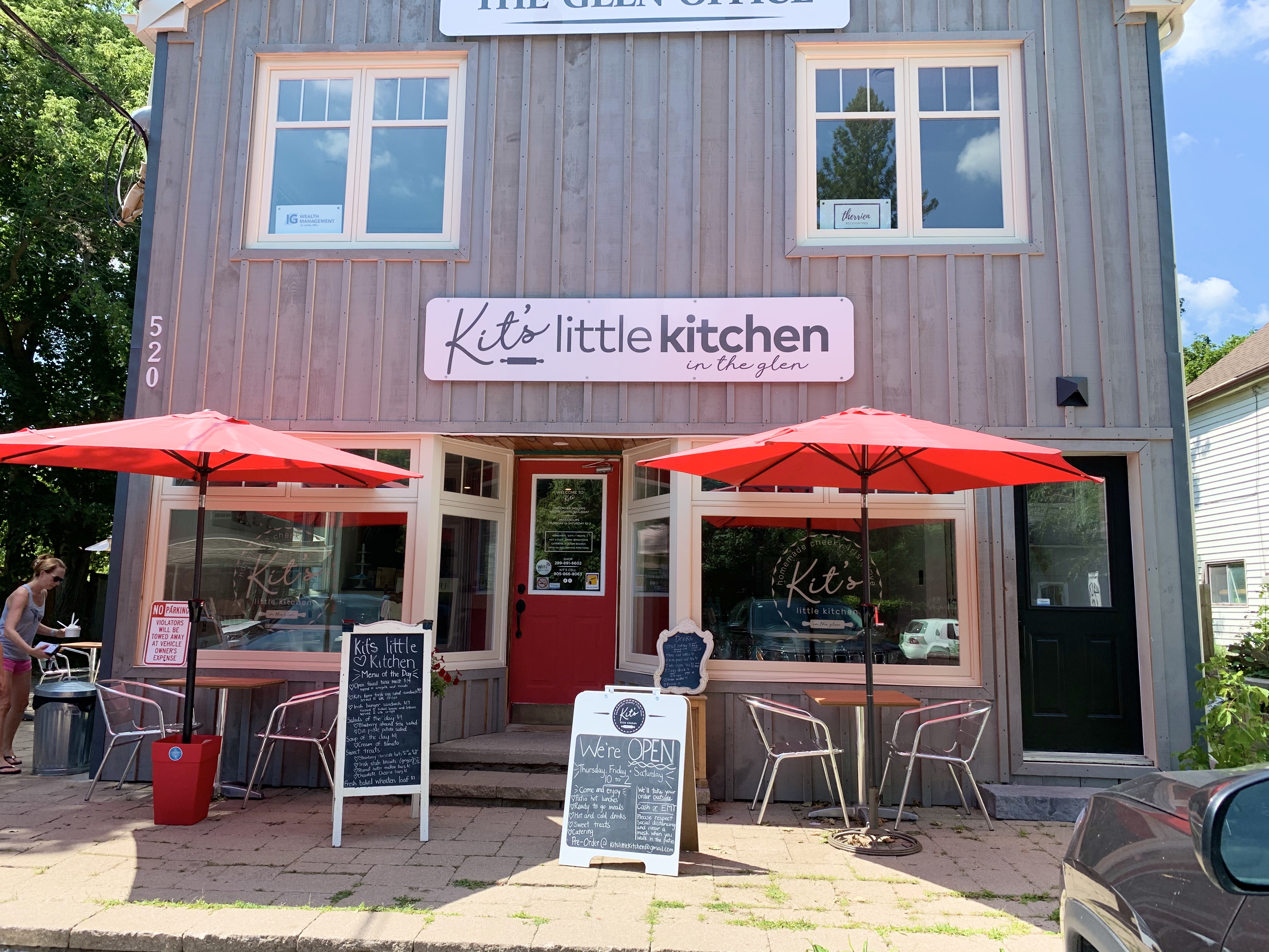 Kit's Little Kitchen storefront