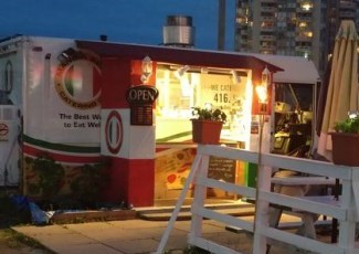 Yellow Indian foodtruck