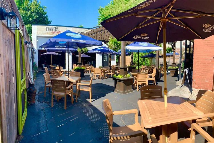 Tanners patio